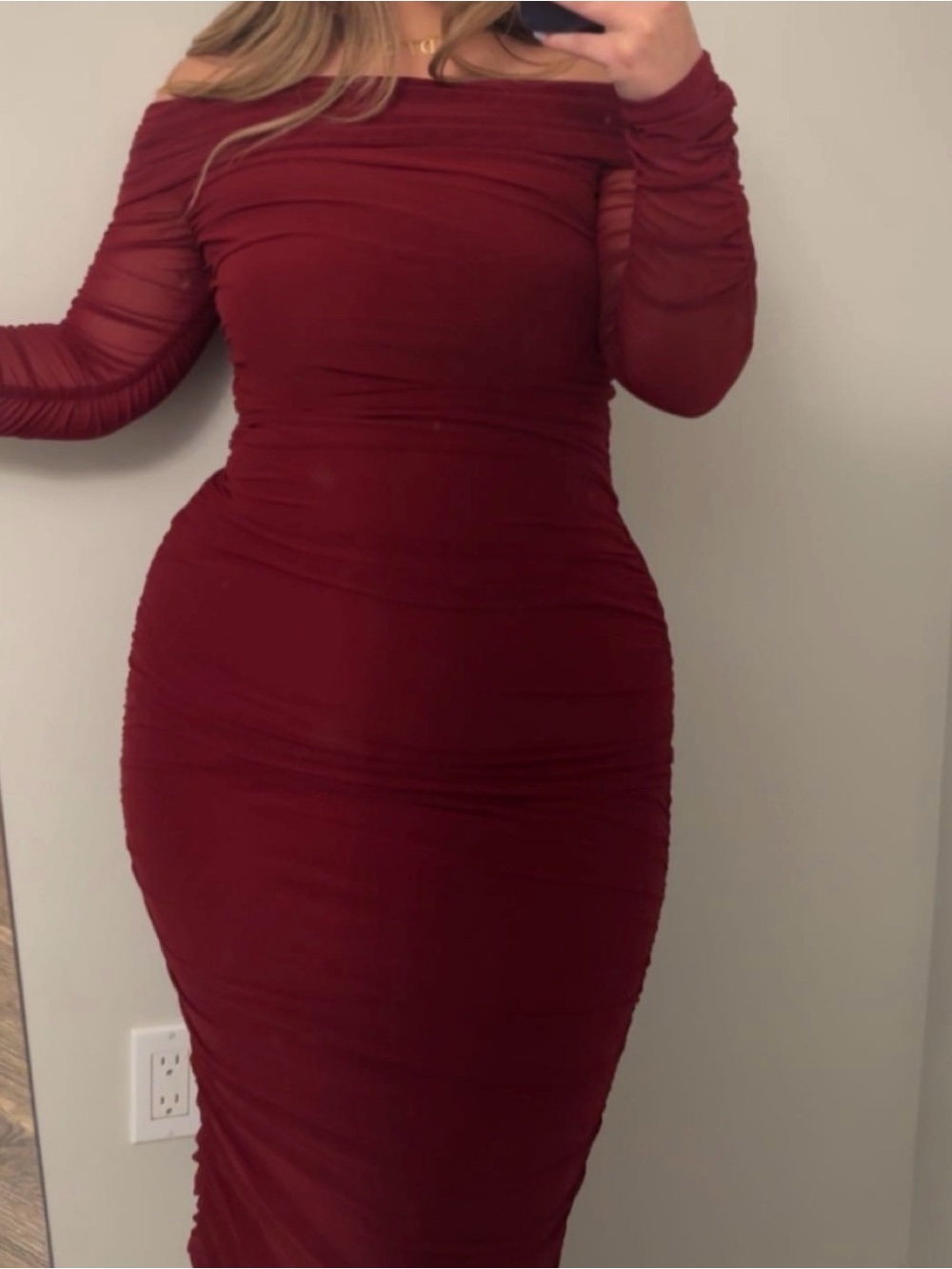 Off-Shoulder Burgundy Bodycon Dress
